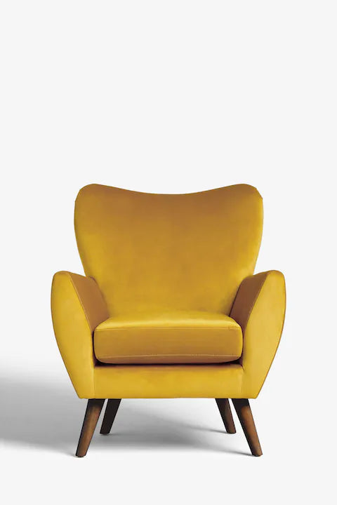 Wing chair wooden legs